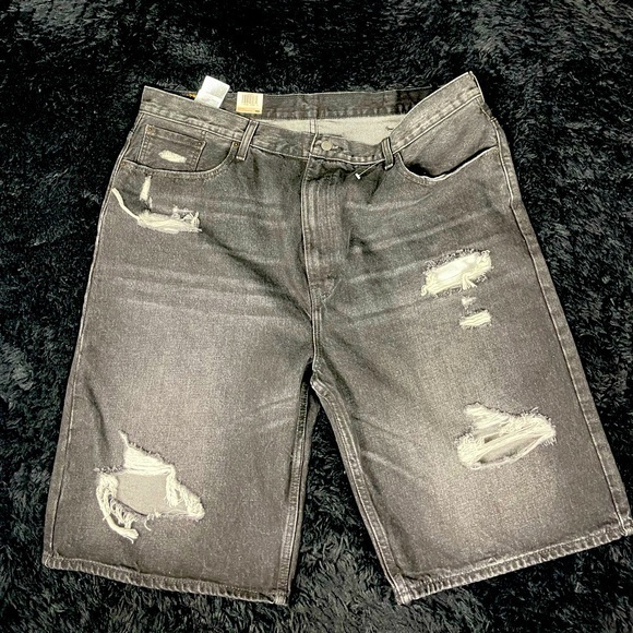 Levi's Men's 569 Loose Straight Distressed‎ Shorts 355690387 Men Sz 42 Black - Picture 1 of 7